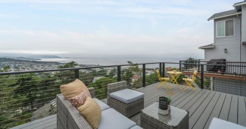 162 Beachview Ave, Pacifica CA  94044-1512 exterior