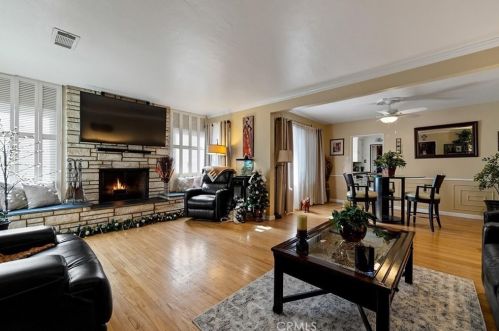 3160 Sierra Way, San Bernardino CA  92405-2543 exterior