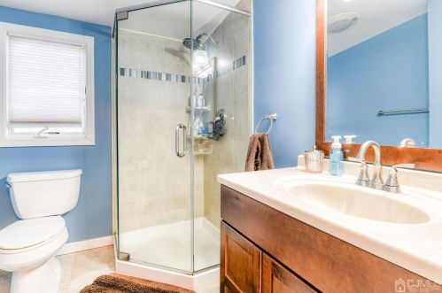 12 Nicholas Dr, Old Bridge NJ  08857-1558 exterior