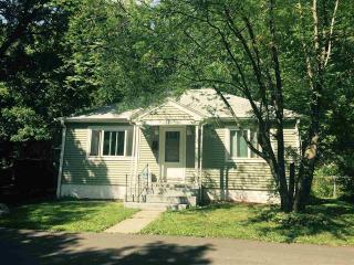 51 Mereline Ave, Albany, NY 12209-1427