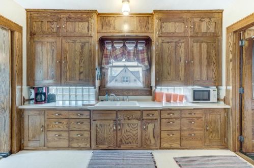 204 Maple St, Glenwood City WI  54013-8539 exterior