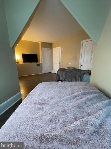 805 Main St, Norristown PA  19401-4103 exterior