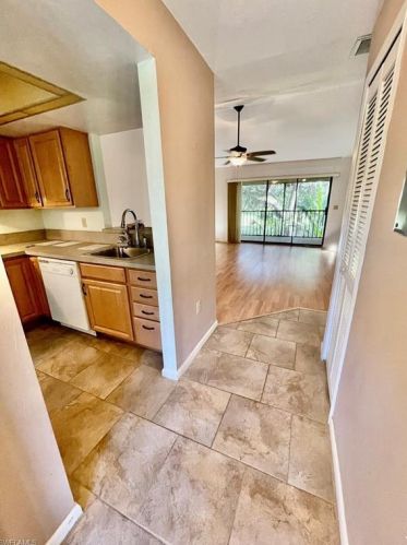 2121 Golfside Village Dr, Lehigh Acres, FL 33936-9203