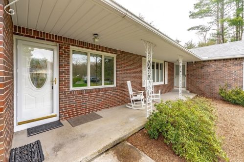 45 Brooklawn Rd, Wilbraham, MA 01095-2043