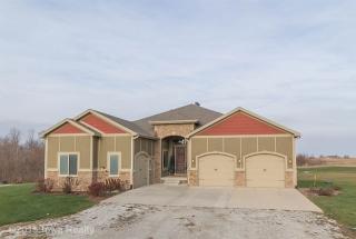 17281 Hamilton St, Indianola, IA 50125-7315