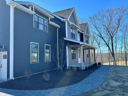 96 Nautilus Way, Stonington, CT 06378-1944
