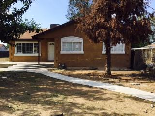 1907 I St, Bakersfield, CA 93304-5109