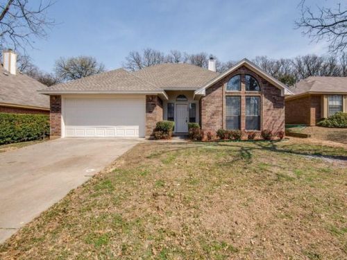 1208 Oak Tree Dr, Denton, TX 76209-6352