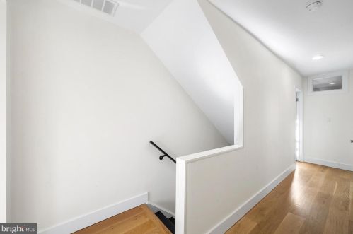 1636 Eyre St, Philadelphia PA  19125-2420 exterior