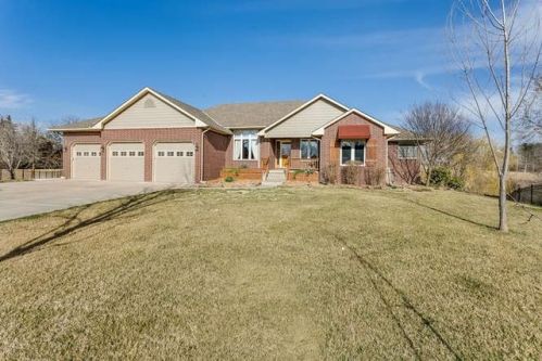15326 Hendryx Ct, Goddard KS  67052-5200 exterior