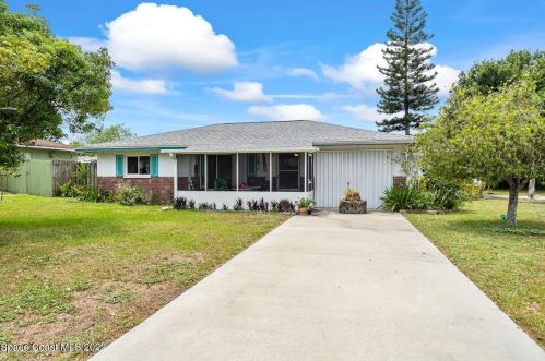 714 Venus Dr, Cocoa, FL 32926-5337