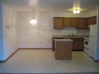 1118 Mark Ave, Tomah WI  54660-1150 exterior
