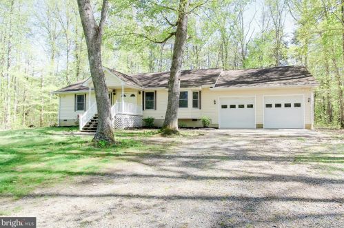 30442 Mine Run Rd, Rhoadesville, VA 22542-8818