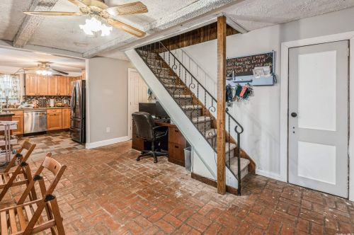 485 8 St, North Lindenhurst NY 11757-5521 exterior