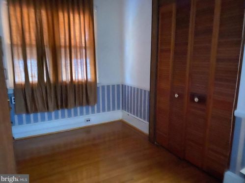1408 9th St, Philadelphia PA  19147-5704 exterior