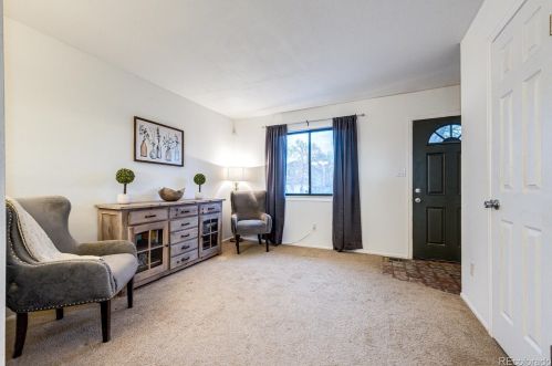 1627 Norfolk St, Denver CO 80016-1471 exterior