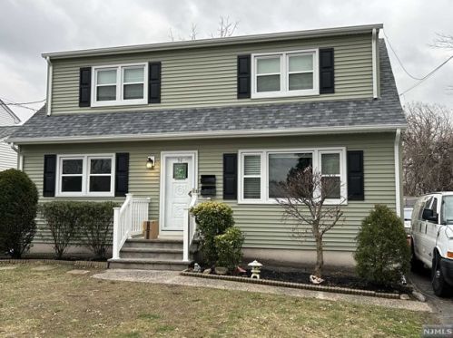 30 Horton Ave, Paterson, NJ 07506-1719