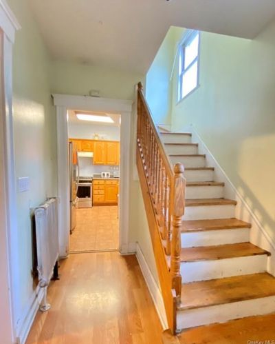 71 Wayne Ave, Airmont, NY 10901-4617