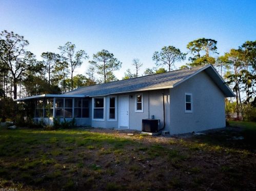 4014 14th Ave, Naples, FL 34117-9105