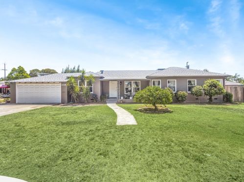 3028 Weldon Ave, Fresno, CA 93703-2327