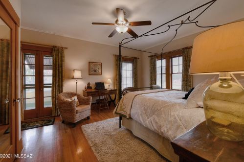 309 1 St, Tucson AZ 85705-7818 exterior