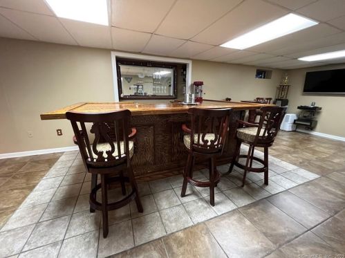 59 Tavern Cir, Middletown CT 06457-1563 exterior