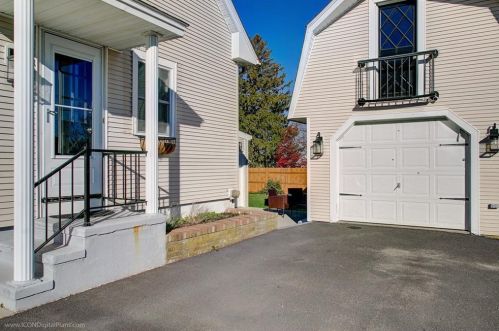 12 Cypress Ave, Tiverton RI  02878-1416 exterior