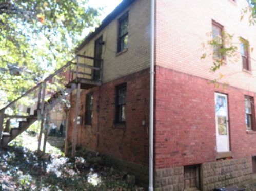 678 Princeton Blvd, Pittsburgh, PA 15221-2614