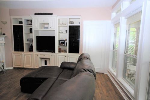 5514 Cherry Rdg Rd, Richmond TX  77406-9623 exterior