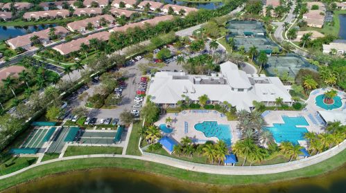 9592 Sandpiper Ln, West Palm Beach FL  33411-6316 exterior