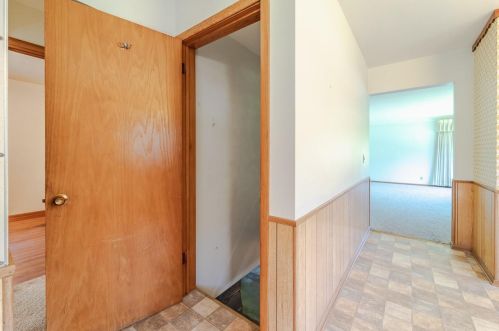 2422 53rd St, South Saint Paul MN  55076-1210 exterior