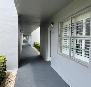 148 Burgundy D, Delray Beach FL  33484-5432 exterior