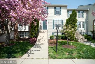 45326 Gable Sq, Sterling VA  20164-5350 exterior