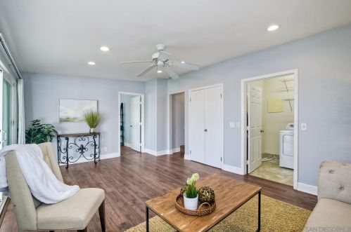 2015 Burroughs St, San Diego CA  92111-6643 exterior