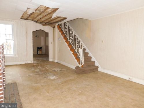 1014 Linden St, Wilmington, DE 19805-4070