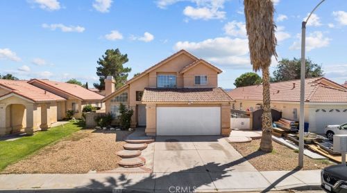 744 Avenue, Lancaster, CA 93534-7428