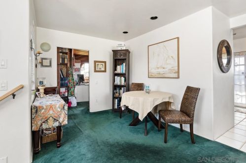 4273 Dawes St, San Diego CA 92109-1230 exterior