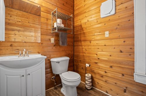 6342 29 Ave, Kenosha WI 53143-4648 exterior