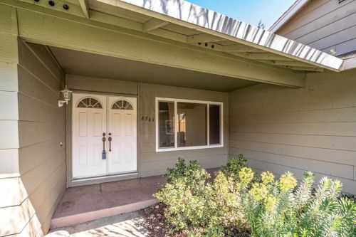 6565 Stone Bridge Rd, Santa Rosa, CA 95409-5830