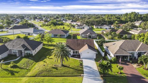 972 Jacqueline Ave, Fort Pierce, FL 34953-1571
