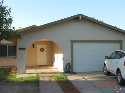 1355 Rubio St, Brawley, CA 92227-1765