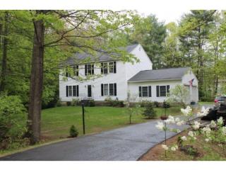 36 Meadow Ln, Rochester NH  03867-5017 exterior