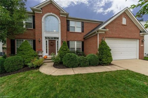 38940 Waverly Dr, Avon, OH 44011-4761