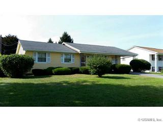 793 Brown Rd, Rochester, NY 14622-2317