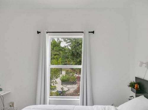 3265 52 Ave, Naples FL  34120-1797 exterior