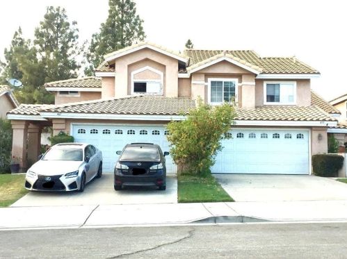 475 Ash St, Brea, CA 92821-4909