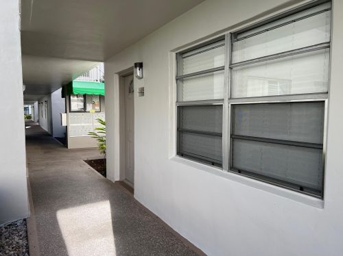 153 Normandy D, Delray Beach FL  33484-4754 exterior