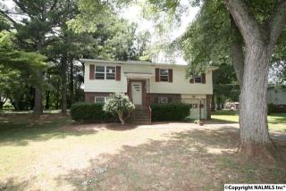 3906 Pickett Dr, Huntsville, AL 35805-5434