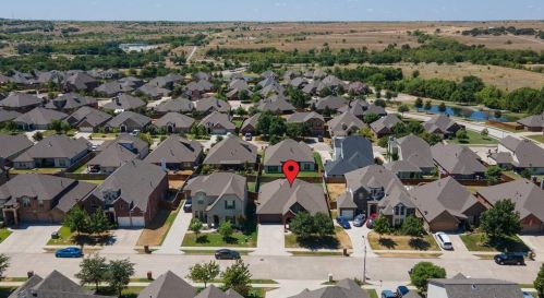 12013 Hathaway Dr, Fort Worth, TX 76108-4799