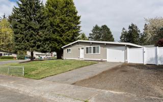 14048 90th Pl, Kirkland, WA 98034-9215